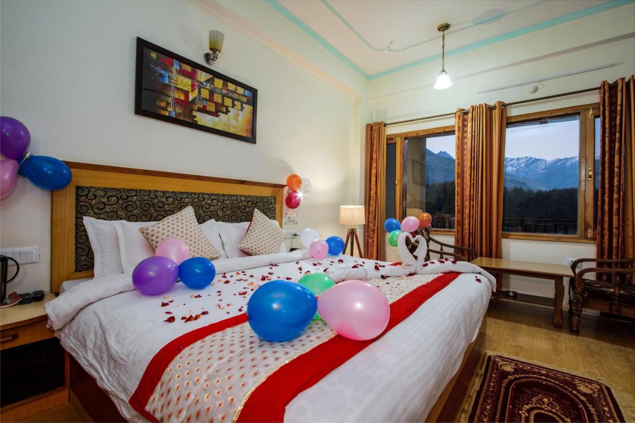 Hotel Prini Palace Manāli Esterno foto