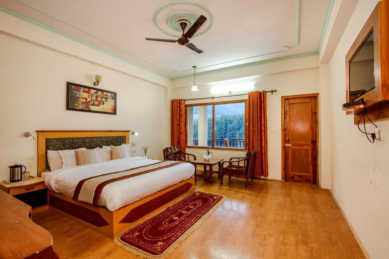 Hotel Prini Palace Manāli Esterno foto