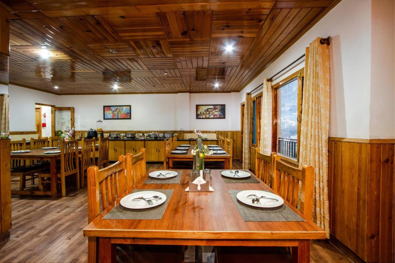 Hotel Prini Palace Manāli Esterno foto